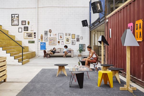 時尚集裝箱的辦公室設(shè)計(jì)改造計(jì)劃