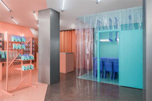 手機品牌店的辦公室設(shè)計