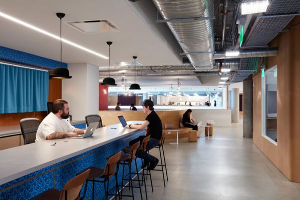 擴(kuò)建的辦公室設(shè)計裝修中空間打造