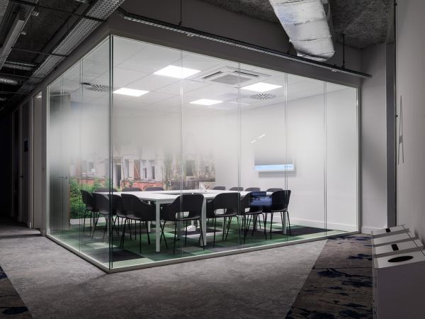 三層辦公室設(shè)計及辦公空間改造