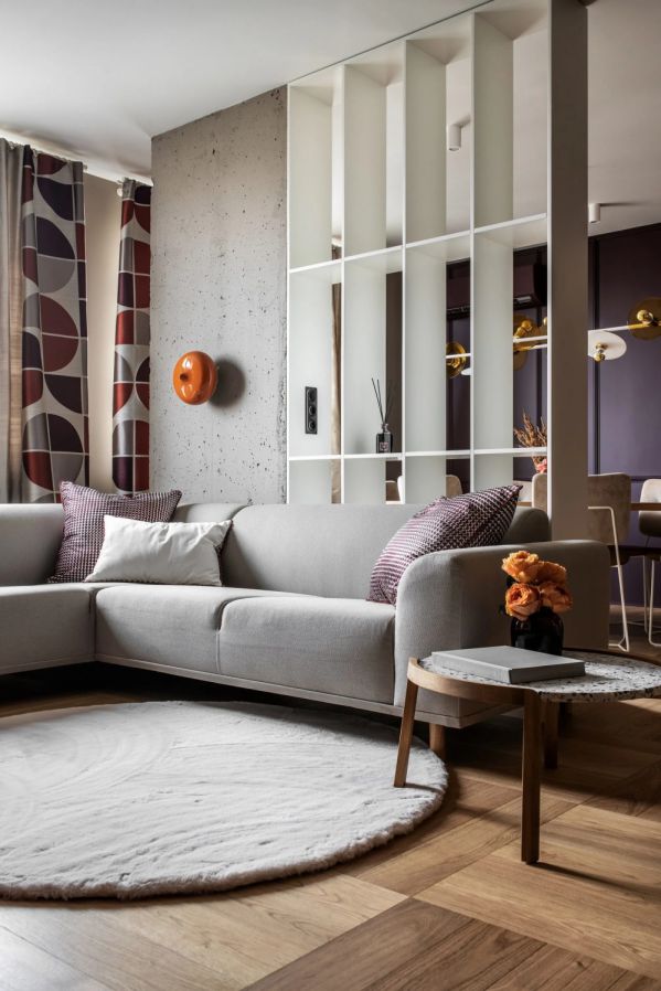 一間由辦公室設(shè)計(jì)打造的時(shí)尚復(fù)古的室內(nèi)空間